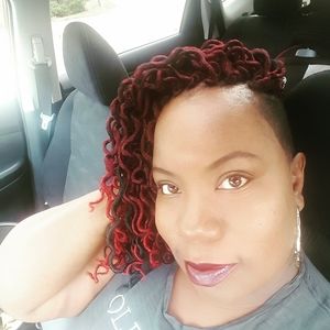 Meet your Posher, Kimberly